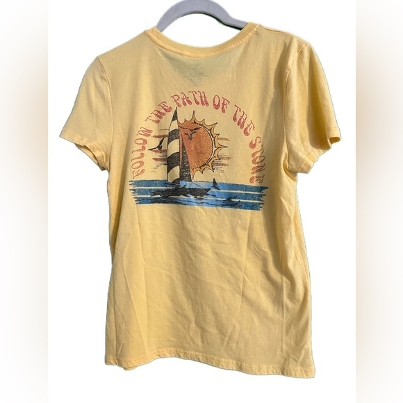 Volcom women’s t shirt - size xs - Picture 2 of 4